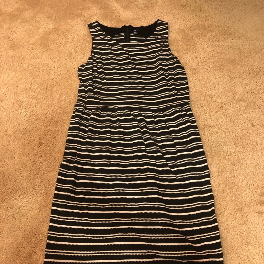 Gap black and white striped dress